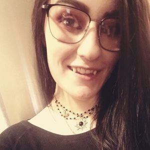 Meet your Posher, Tori